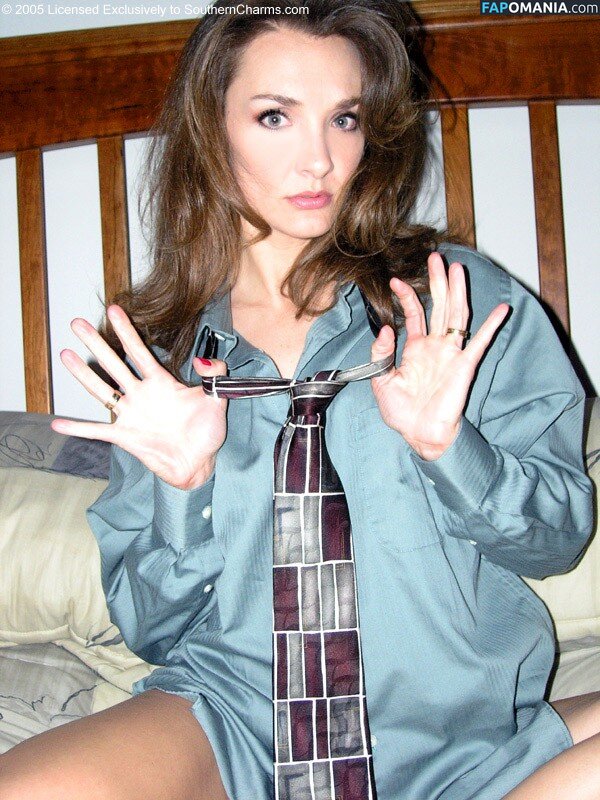 Southern-Charms Reese Nahý OnlyFans  Uniklá fotka #5