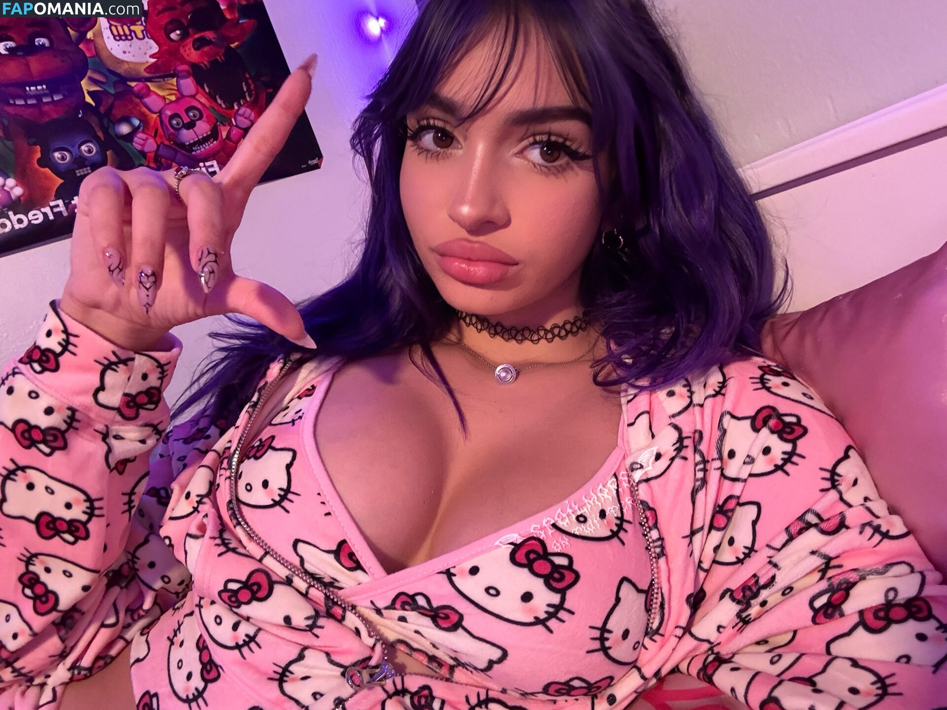 https: / mad4mars / money4mars / spoilmars Nahý OnlyFans  Uniklá fotka #12