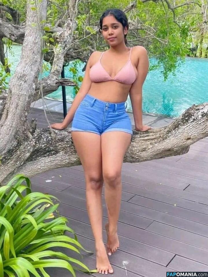 Sri Lanka / Sri Lankan Girls / hashini.guruge / poojaniperera Nahý OnlyFans  Uniklá fotka #13