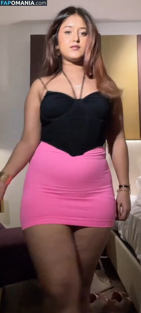 Srishtiroyyyy / srishtiroyyy Nahý OnlyFans  Uniklá fotka #1