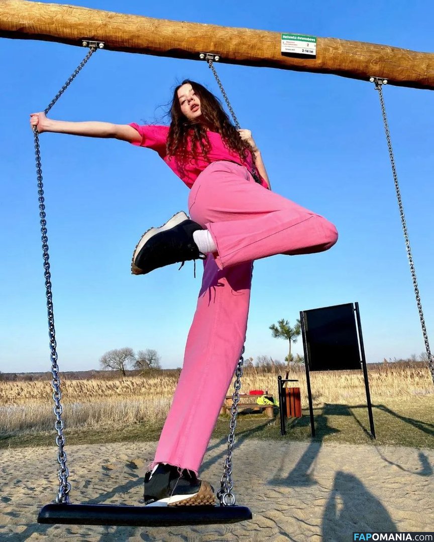 Derwald / Stefania Deriabina / st.efania4105 / xostefania Nahý OnlyFans  Uniklá fotka #83