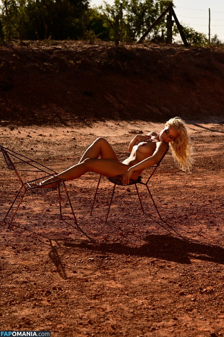 Steffi Landerer / steffymetal Nahý OnlyFans  Uniklá fotka #20