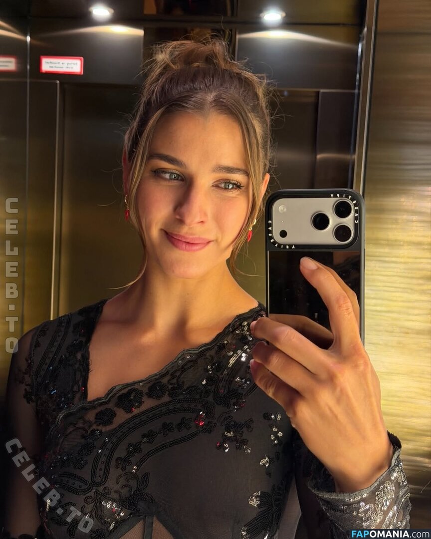 Stella Tiana / stella_tiana Nahý OnlyFans  Uniklá fotka #2