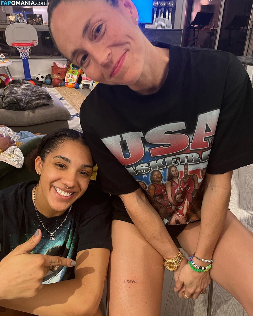 Sue Bird / WNBA Player / https: / s10bird / sbird10 Nahý OnlyFans  Uniklá fotka #2