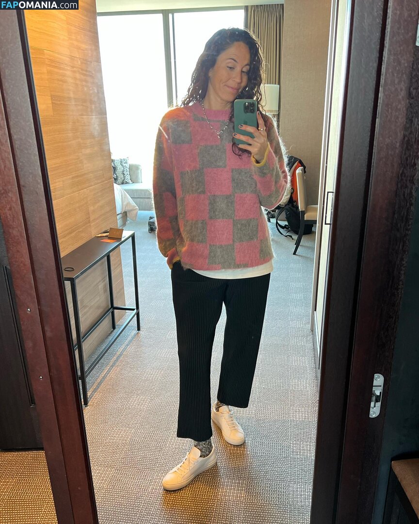 Sue Bird / WNBA Player / https: / s10bird / sbird10 Nahý OnlyFans  Uniklá fotka #5