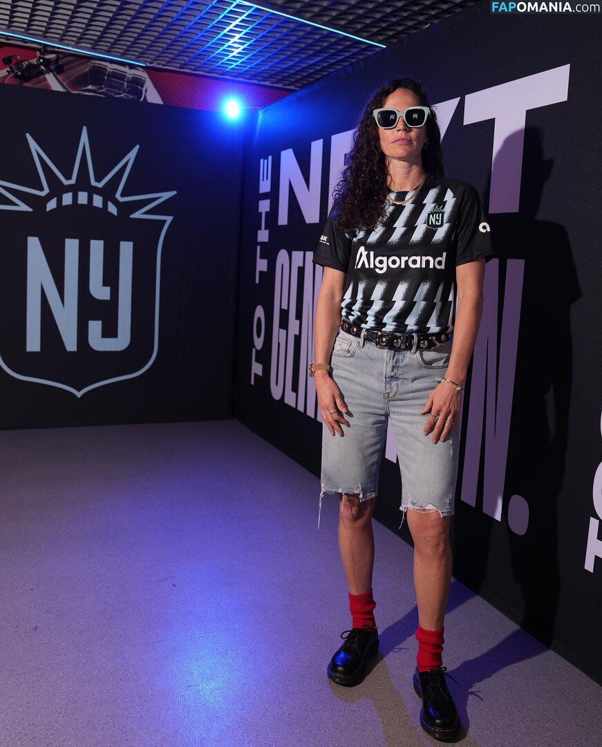 Sue Bird / WNBA Player / https: / s10bird / sbird10 Nahý OnlyFans  Uniklá fotka #13