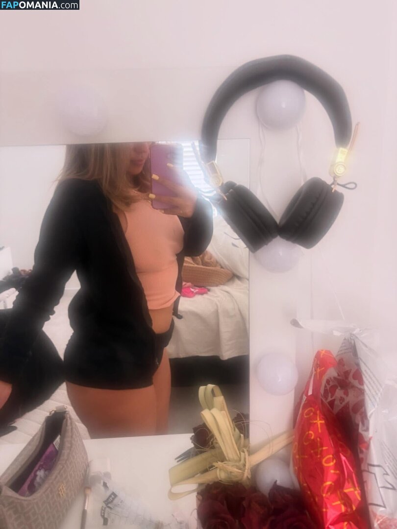 a.mariee28 / https: / sukiwithagoodcoochie Nahý OnlyFans  Uniklá fotka #15