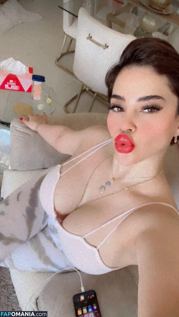 Sultana Yasma / yasma_official Nahý OnlyFans  Uniklá fotka #2