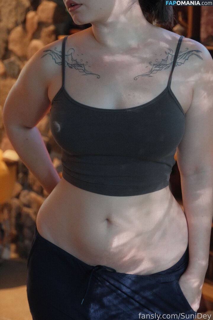 SuniDey / sunidey_ Nahý OnlyFans  Uniklá fotka #290