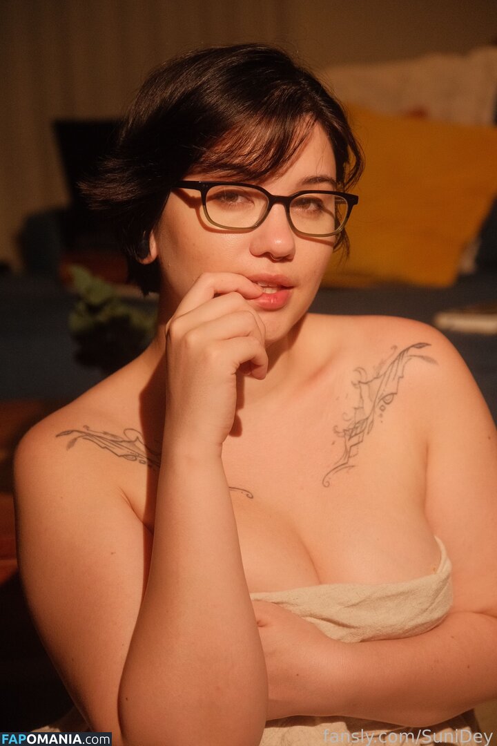 SuniDey / sunidey_ Nahý OnlyFans  Uniklá fotka #306