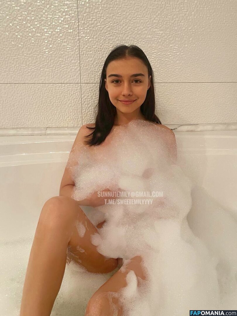Sunny Emilly / Sunny Emy / SweetEmilyyyy / kylie.little.toes / sunny.emily.backup Nahý OnlyFans  Uniklá fotka #7