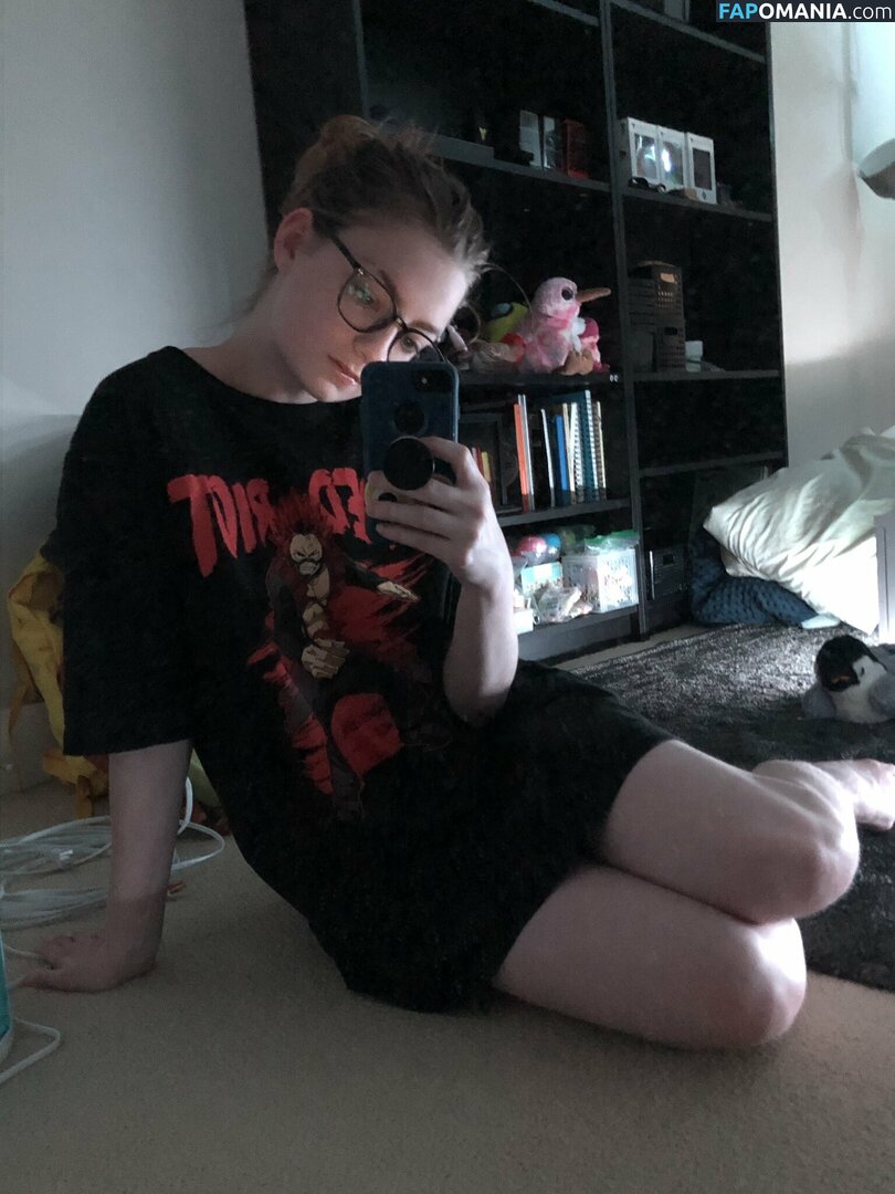 SuopOnTwitch / Suuuoppp Madison Nahý OnlyFans  Uniklá fotka #4