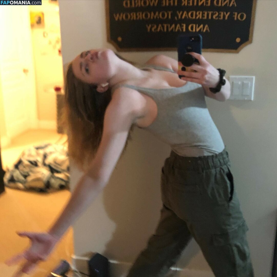 SuopOnTwitch / Suuuoppp Madison Nahý OnlyFans  Uniklá fotka #16