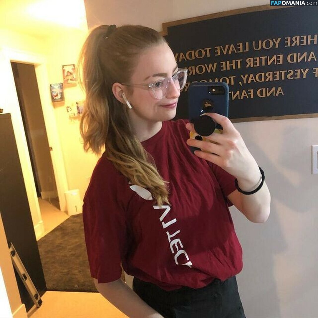 SuopOnTwitch / Suuuoppp Madison Nahý OnlyFans  Uniklá fotka #17