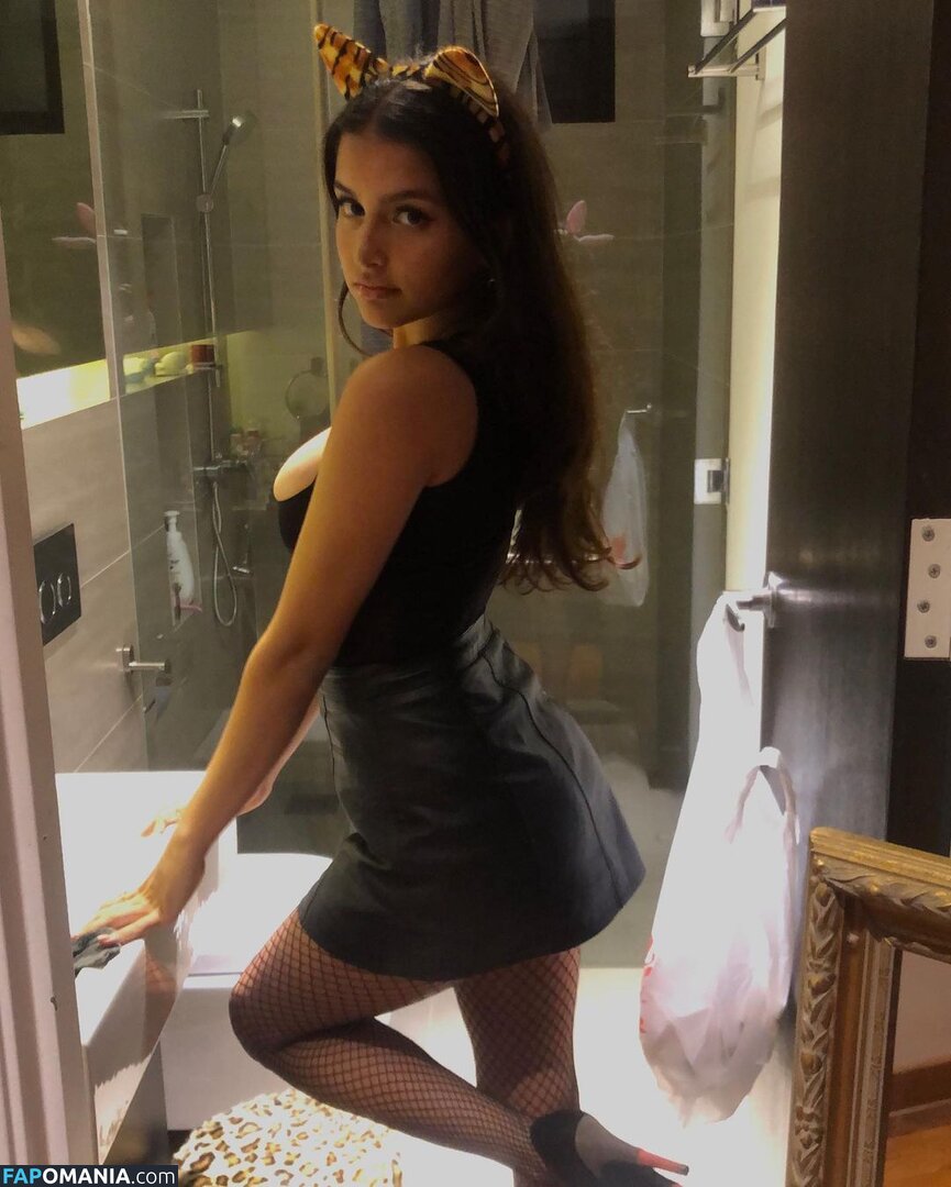Surya.atkinson Nahý OnlyFans  Uniklá fotka #30