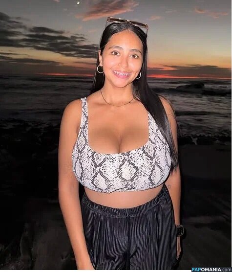 Susana Berrocal / s_bcal / yolaberrocal Nahý OnlyFans  Uniklá fotka #4