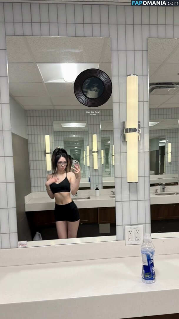 Susansunn / https: / susan_sun17 Nahý OnlyFans  Uniklá fotka #13