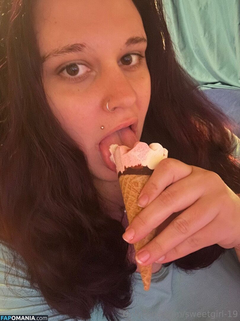 sweetgirl-1998 / sweetgirl1998.offiziell Nahý OnlyFans  Uniklá fotka #12