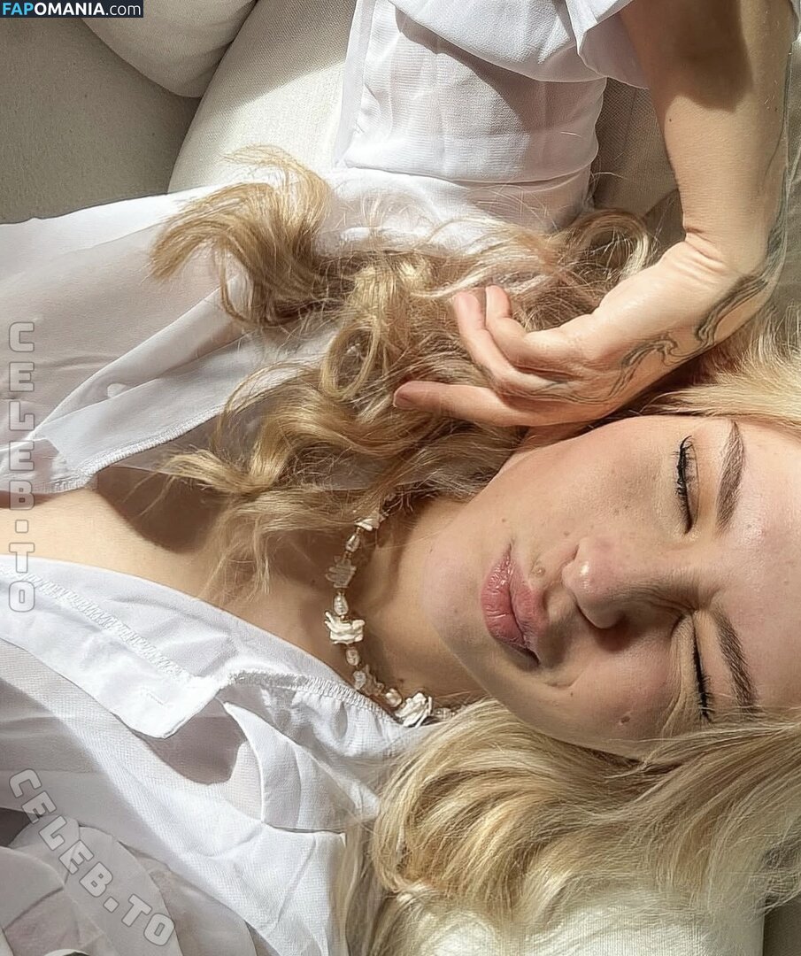Sxrxhvrx / sxrxh.vrx Nahý OnlyFans  Uniklá fotka #2