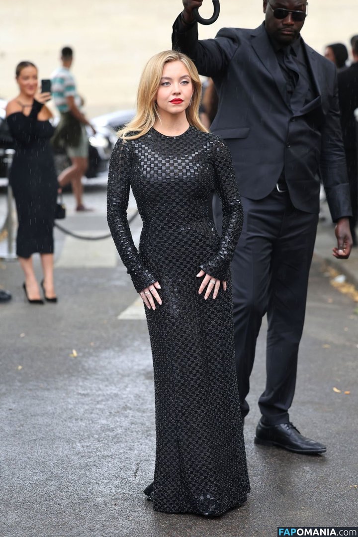 Sydney Sweeney Nahý Uniklá fotka #174