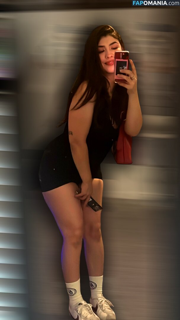 takelilahmae Nahý OnlyFans  Uniklá fotka #1