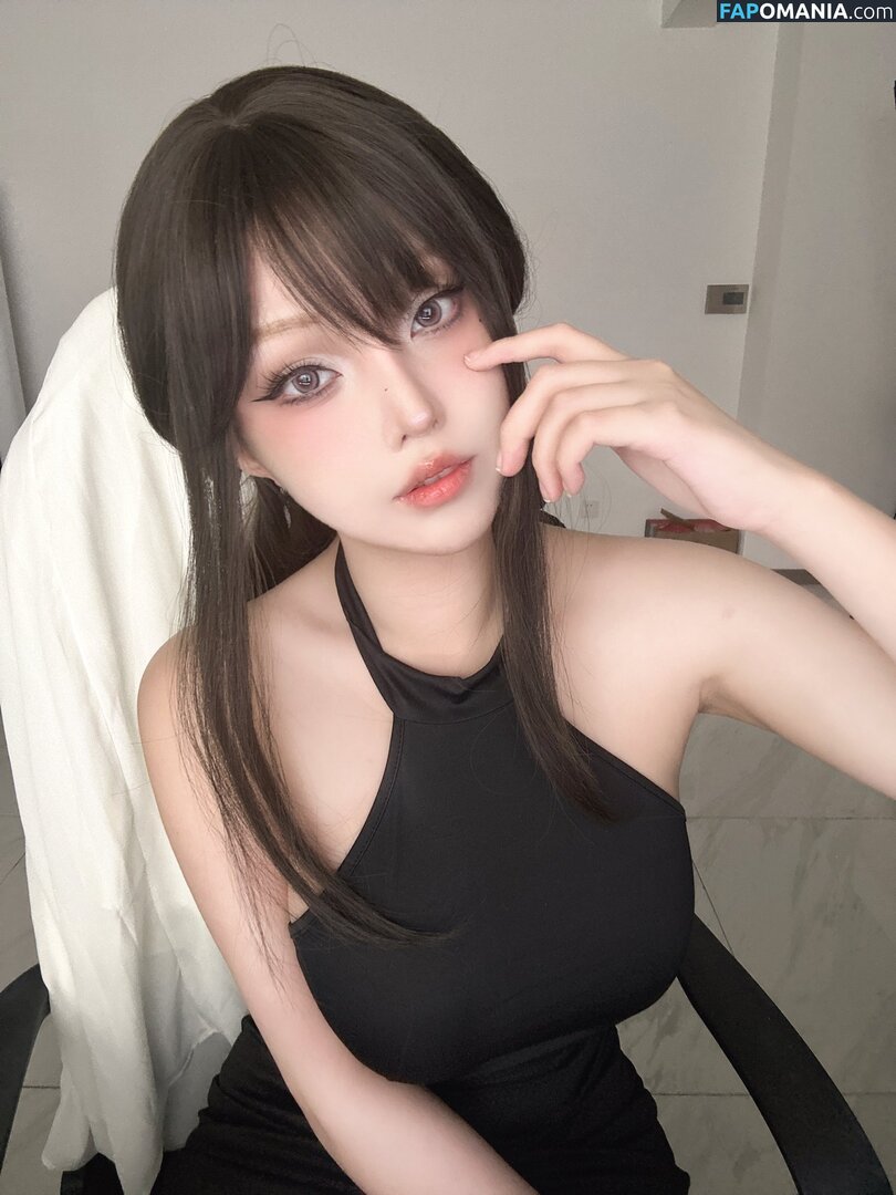 Takomayuyi / https: / takochabuu Nahý OnlyFans  Uniklá fotka #13