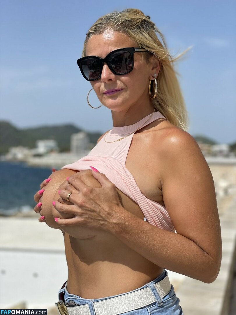 Tarba Firuta / ladydina16 / ladydina163 / niconicoleta088 Nahý OnlyFans  Uniklá fotka #2