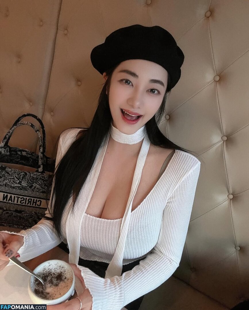 Tashay0ung Nahý OnlyFans  Uniklá fotka #269