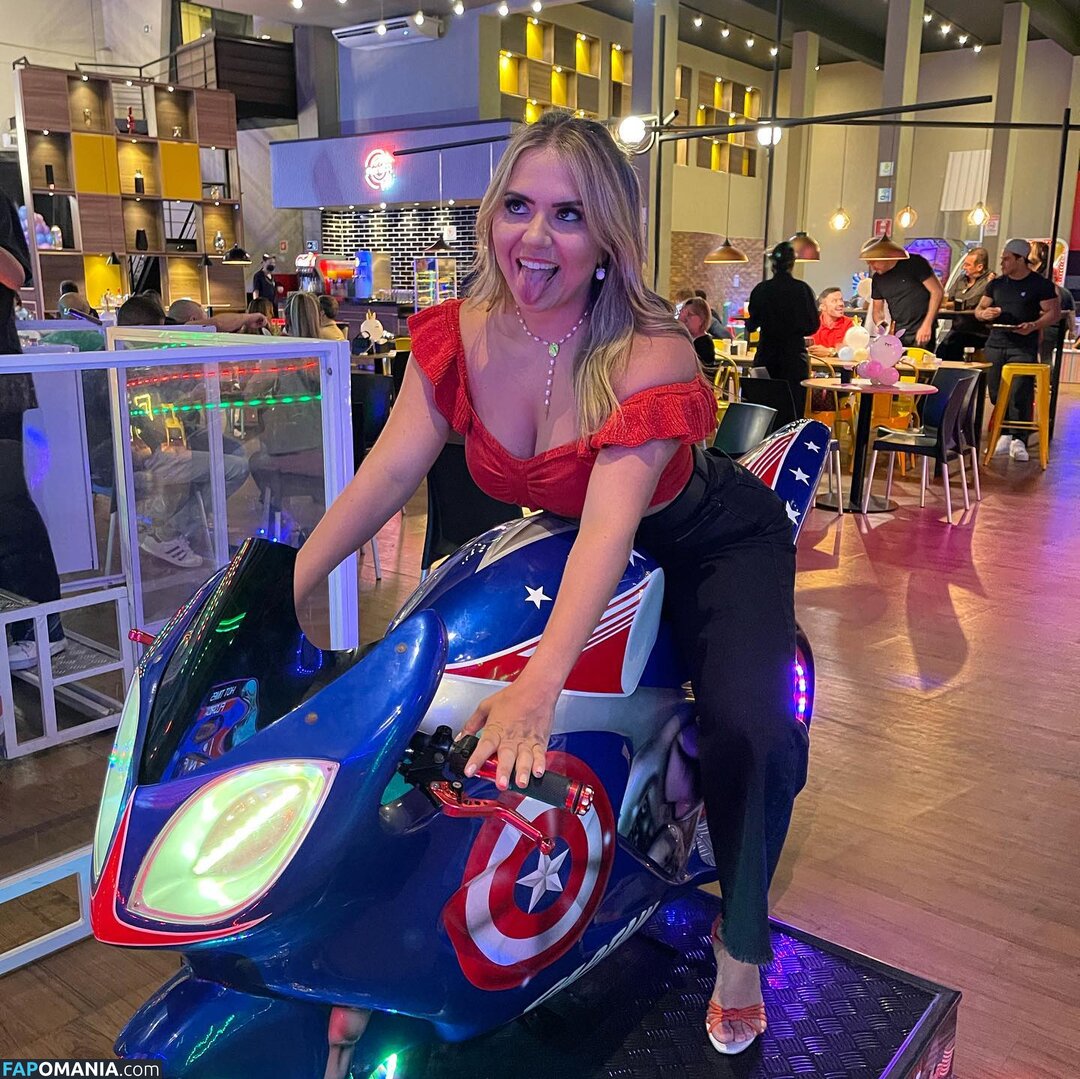Tati Cariani / taticariani_nutri Nahý OnlyFans  Uniklá fotka #12