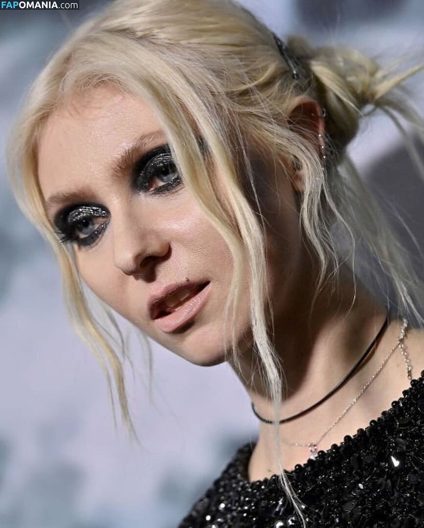 Taylor Momsen / aryelsoul / taylormomsen Nahý OnlyFans  Uniklá fotka #706