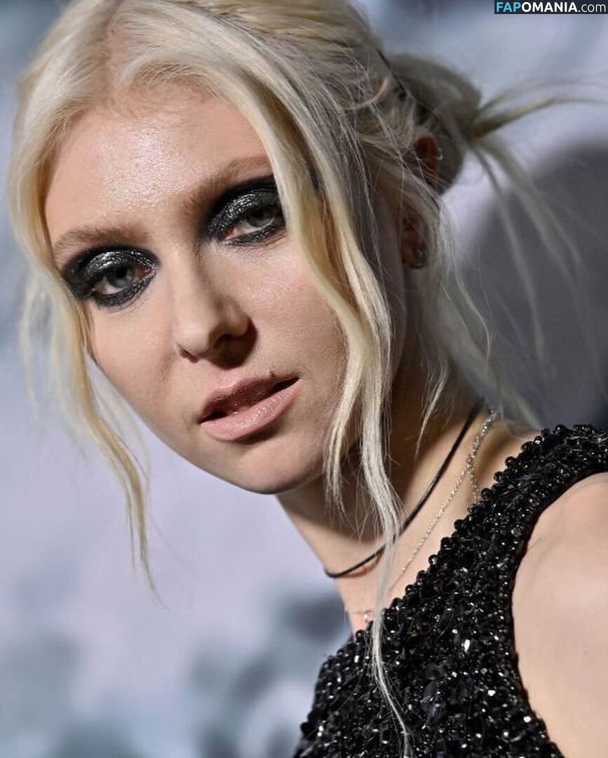 Taylor Momsen / aryelsoul / taylormomsen Nahý OnlyFans  Uniklá fotka #709