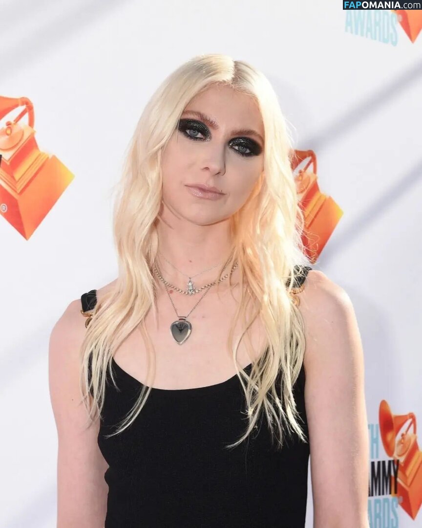 Taylor Momsen / aryelsoul / taylormomsen Nahý OnlyFans  Uniklá fotka #713