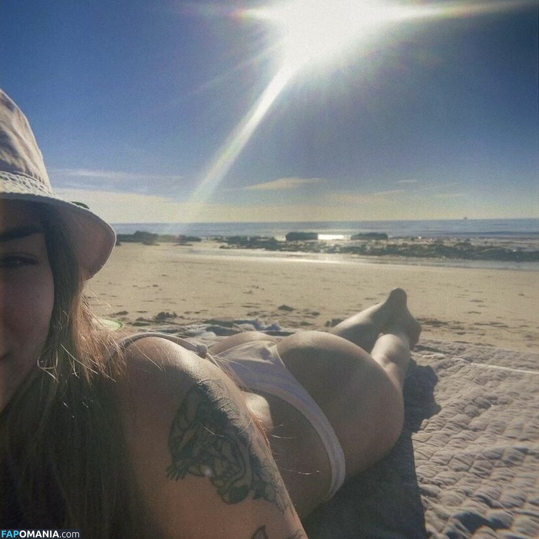 teciaplox / teesh Nahý OnlyFans  Uniklá fotka #1
