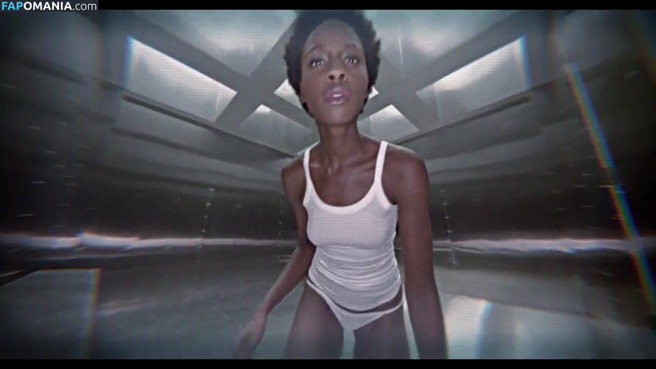 Tenika Davis Nahý OnlyFans  Uniklá fotka #3