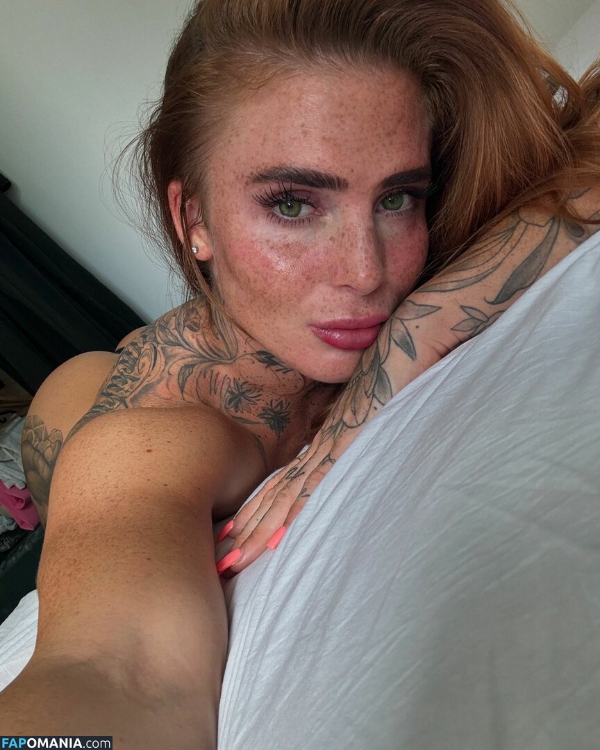 mariafoxieskye / tereza_osladilova / terezkafoxiee Nahý OnlyFans  Uniklá fotka #2