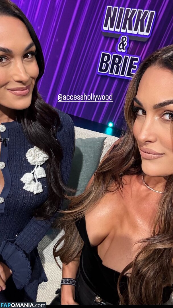 Nikki Bella & Brie Bella / The Bella Twins / thenikkibella Nahý OnlyFans  Uniklá fotka #415