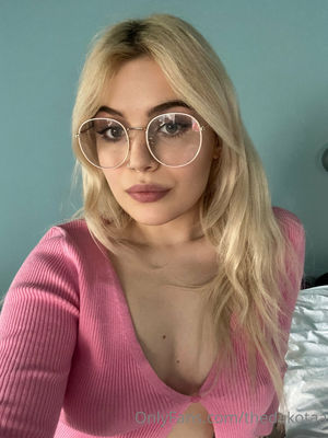 thedakotaa