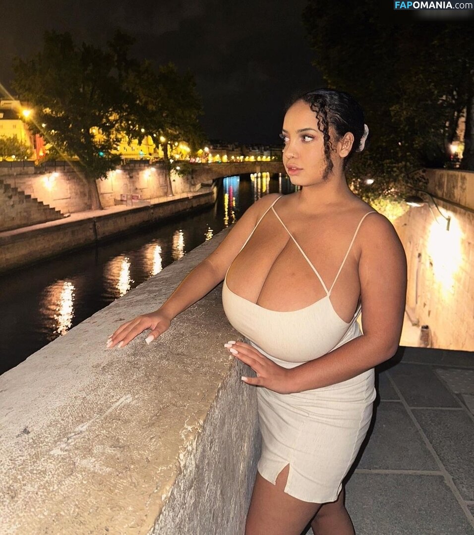 girlinred / thegirlinred0 Nahý OnlyFans  Uniklá fotka #159