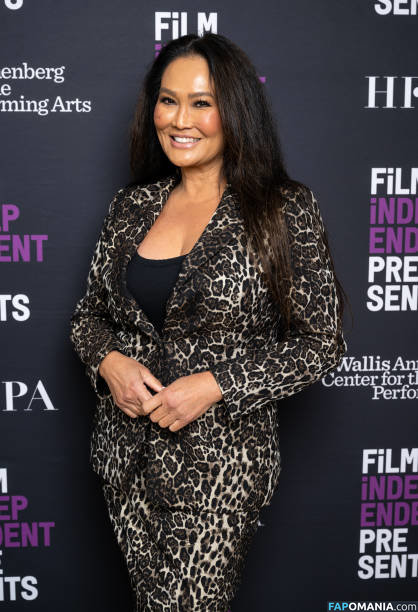 Tia Carrere / tiacarrere Nahý OnlyFans  Uniklá fotka #20