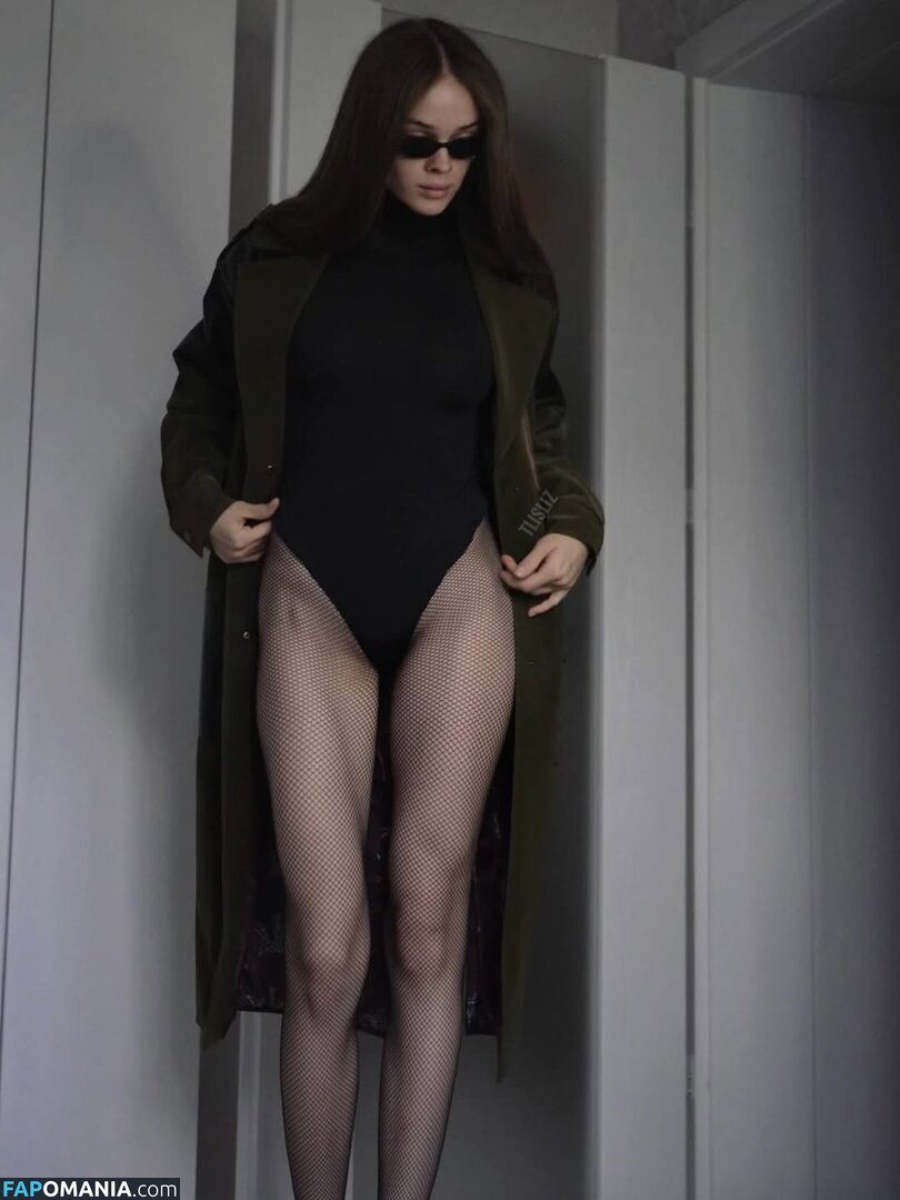 tlisliz Nahý OnlyFans  Uniklá fotka #1