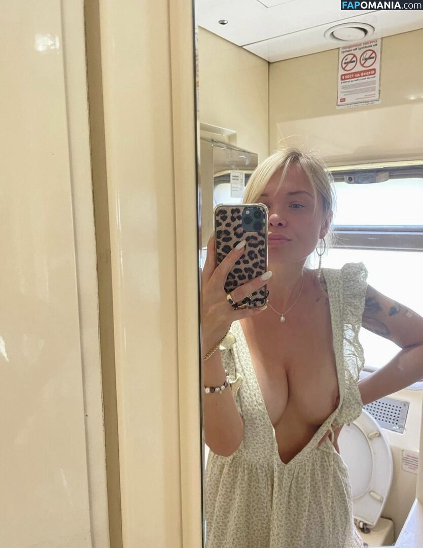 Tomskaya Lubov / l_tomskaia / tomskaya_lyubov_ Nahý OnlyFans  Uniklá fotka #17