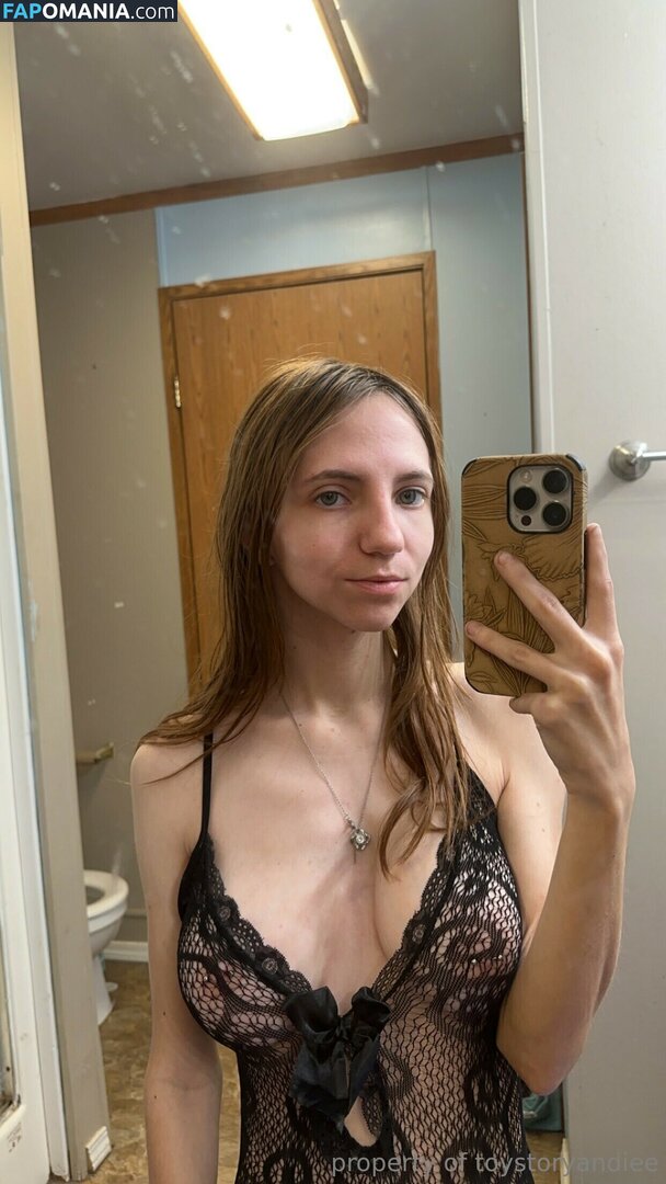 JustinTheTortle / ToyStoryAndiee / andie.out.here Nahý OnlyFans  Uniklá fotka #1