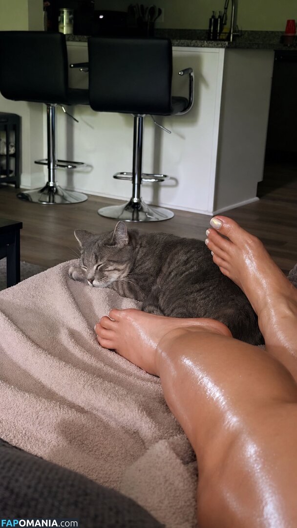 Tray.fitfever | Tray Soe / military / tray.fitfever Nahý OnlyFans  Uniklá fotka #9