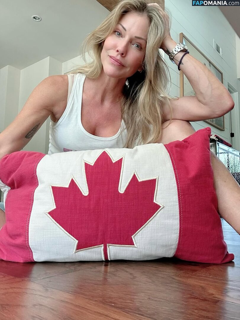 Cylon / Tricia Helfer / https: / officialtriciahelfer / triciahelfer Nahý OnlyFans  Uniklá fotka #204