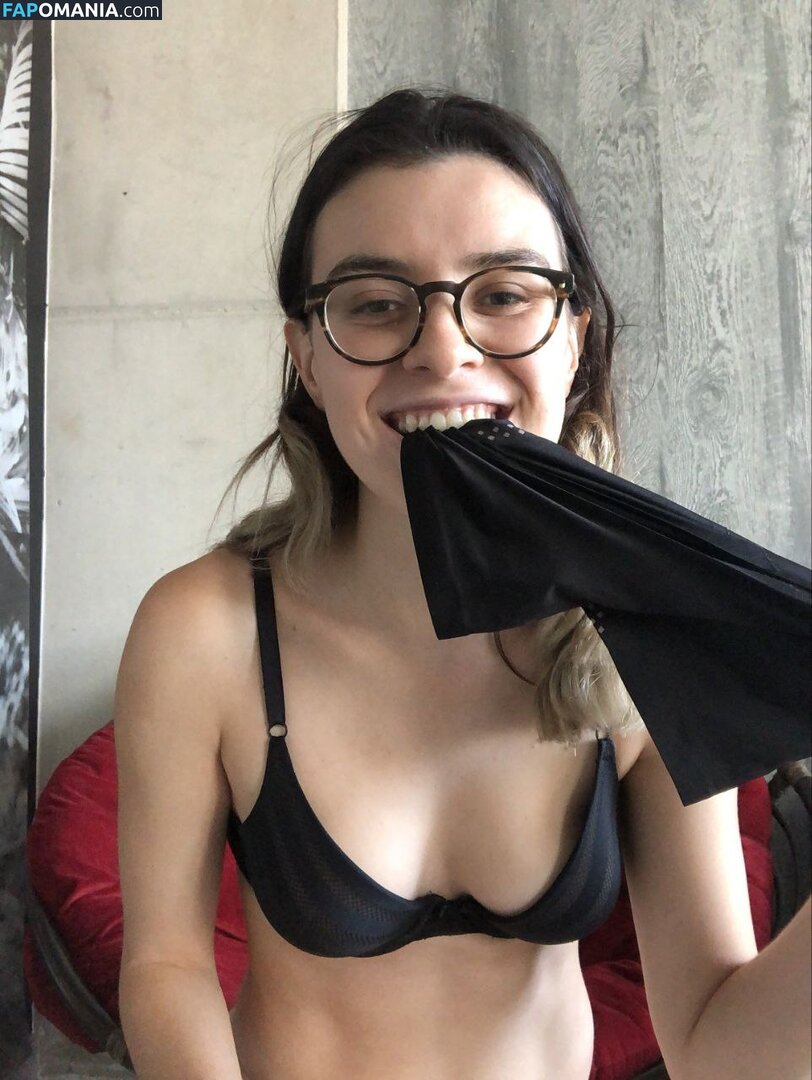 Trihunna / trianap24 Nahý OnlyFans  Uniklá fotka #1