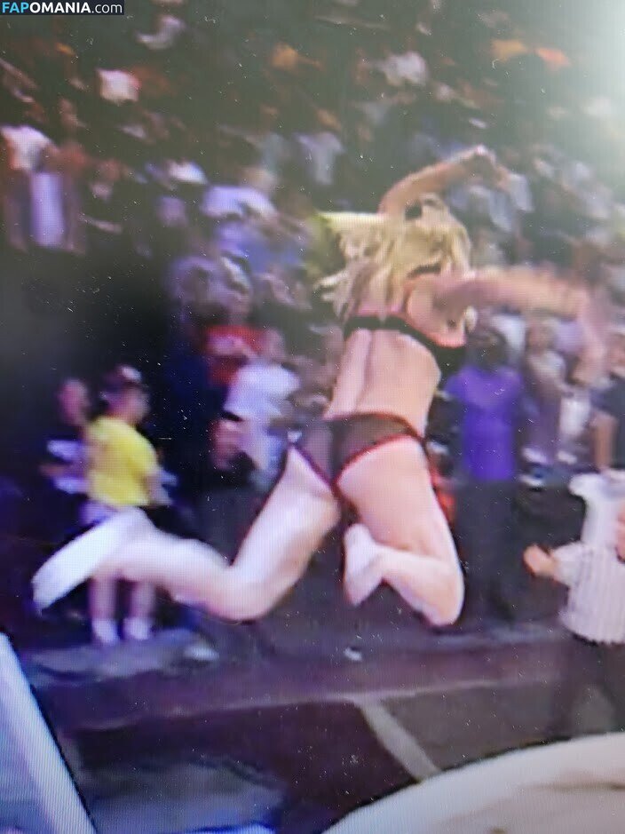 Trish Stratus / trishstratuscom Nahý OnlyFans  Uniklá fotka #1451