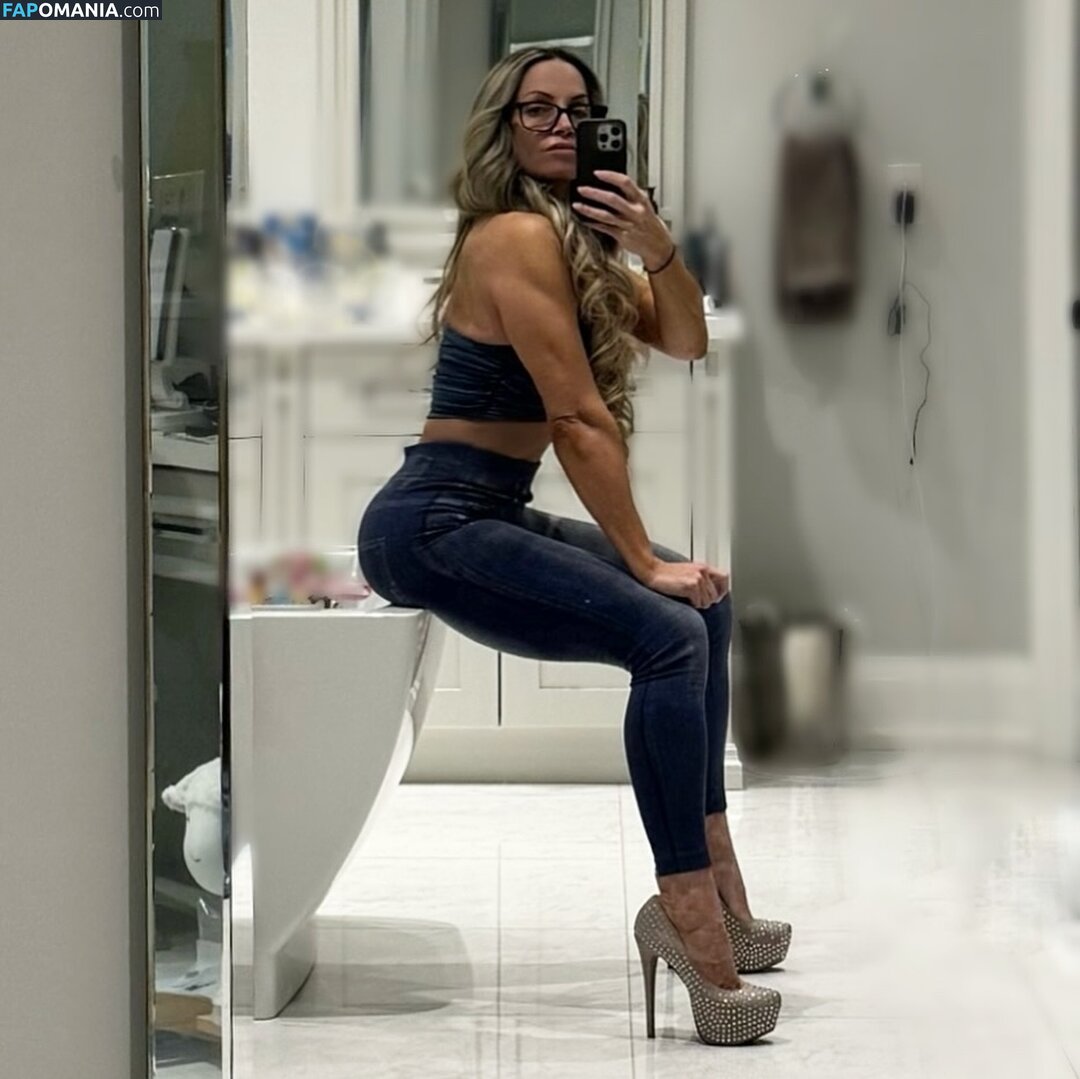 Trish Stratus / trishstratuscom Nahý OnlyFans  Uniklá fotka #1457