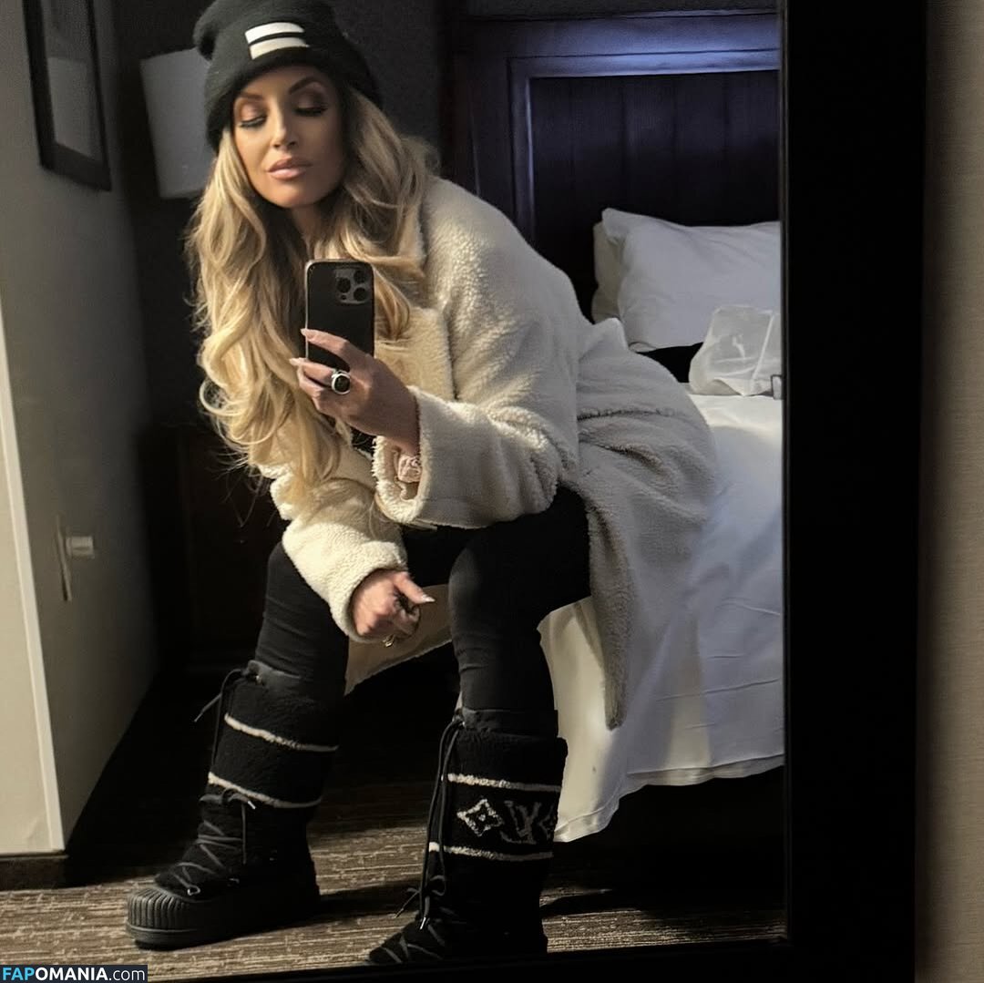 Trish Stratus / trishstratuscom Nahý OnlyFans  Uniklá fotka #1458
