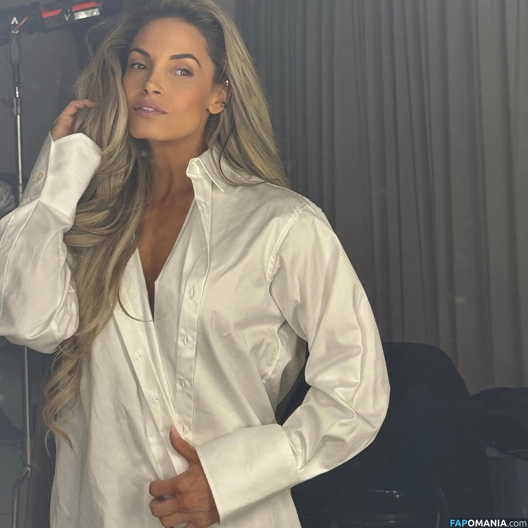 Trish Stratus / trishstratuscom Nahý OnlyFans  Uniklá fotka #1460