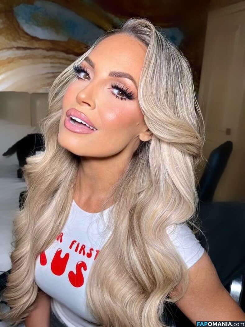 Trish Stratus / https: / trishstratus / trishstratuscom Nahý OnlyFans  Uniklá fotka #1483